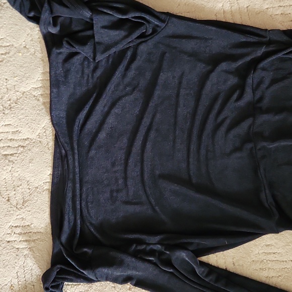 Adjustable black dress - Picture 3 of 4